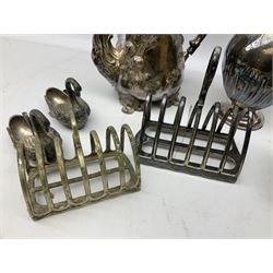 Walker & Hall set of six silver plated lobster picks, together with late 19th century silver plated Walker & Hall six section toast rack, Walker & Hall Onslow pattern salad serving spoons, two PHV & Co cheese toasters with turned wooden handles, etc  