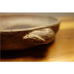  'Rabbitman' tooled and adzed oak nut bowl/dish, by Peter Heap of Wetwang, D16.cm  