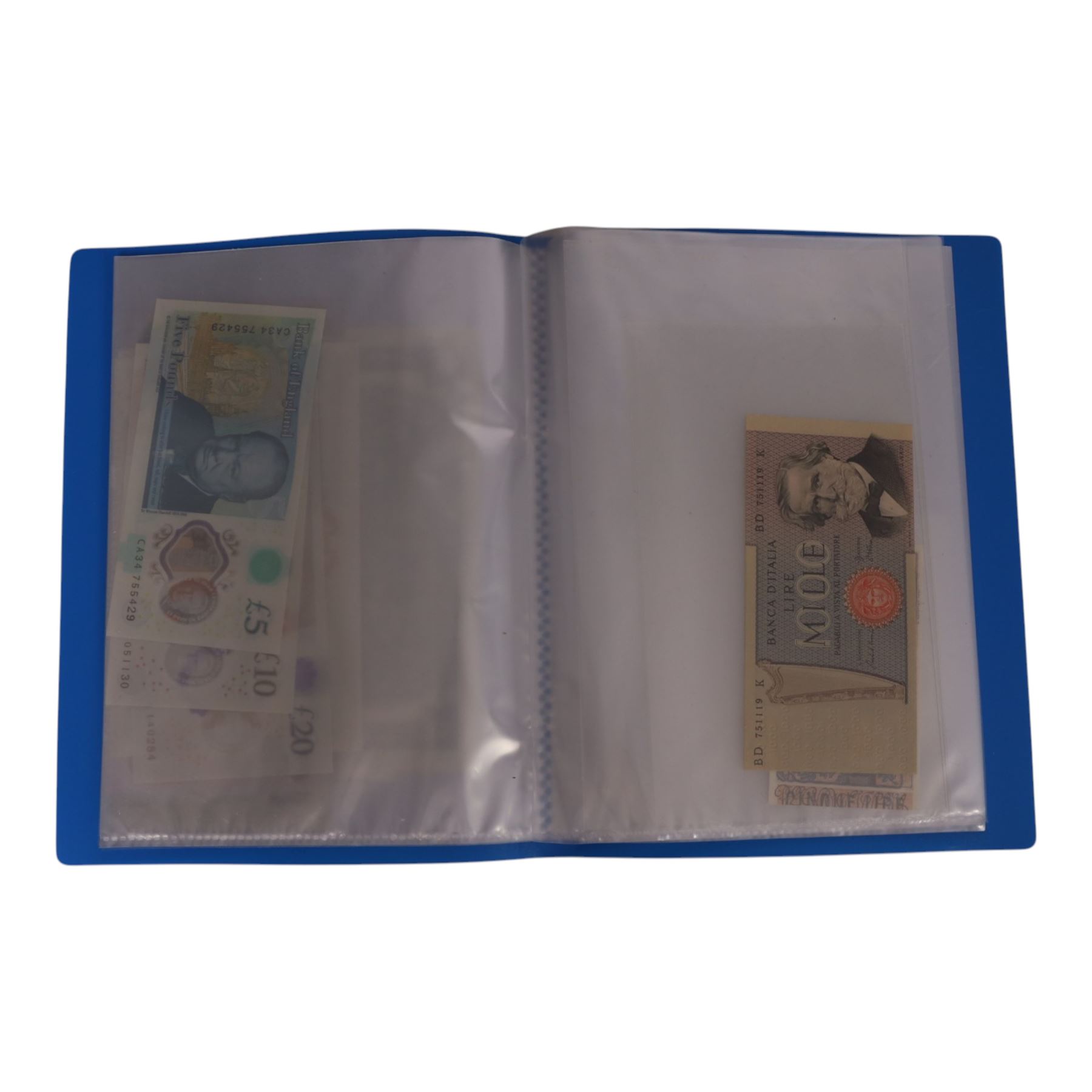 Great British and World banknotes, including many uncirculated examples, housed in ten folders