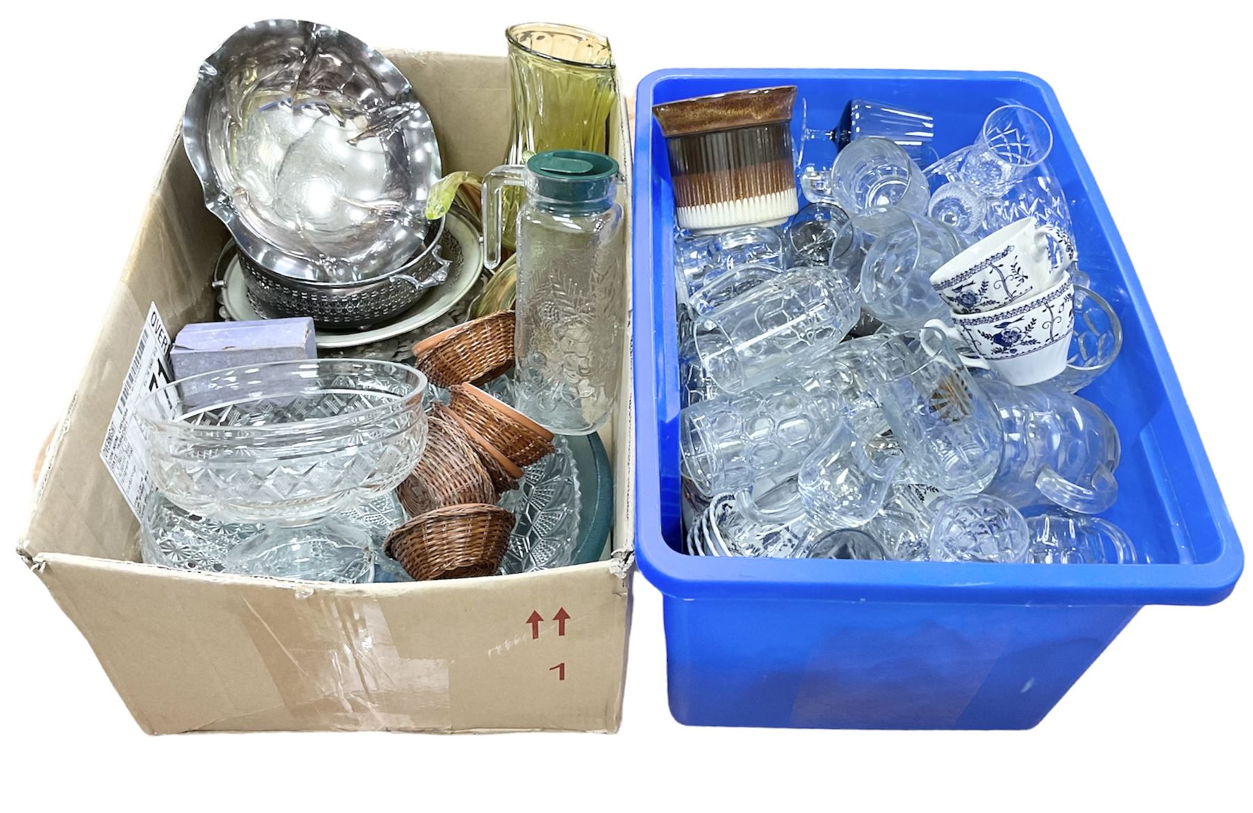 Quantity of glass to include art glass examples, drinking glasses sets etc together with silver plates and other metalware, ceramics etc