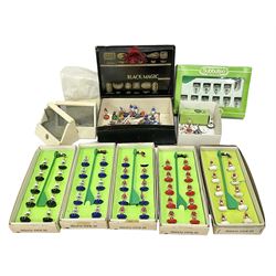 Subbuteo - five heavyweight teams, one lightweight team, two pre-1960 celluloid teams, corner flags etc; mainly boxed; and 1950s 'Shoot' game