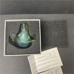 Lalique small green glass frog, signed to base, with original box, H3cm 