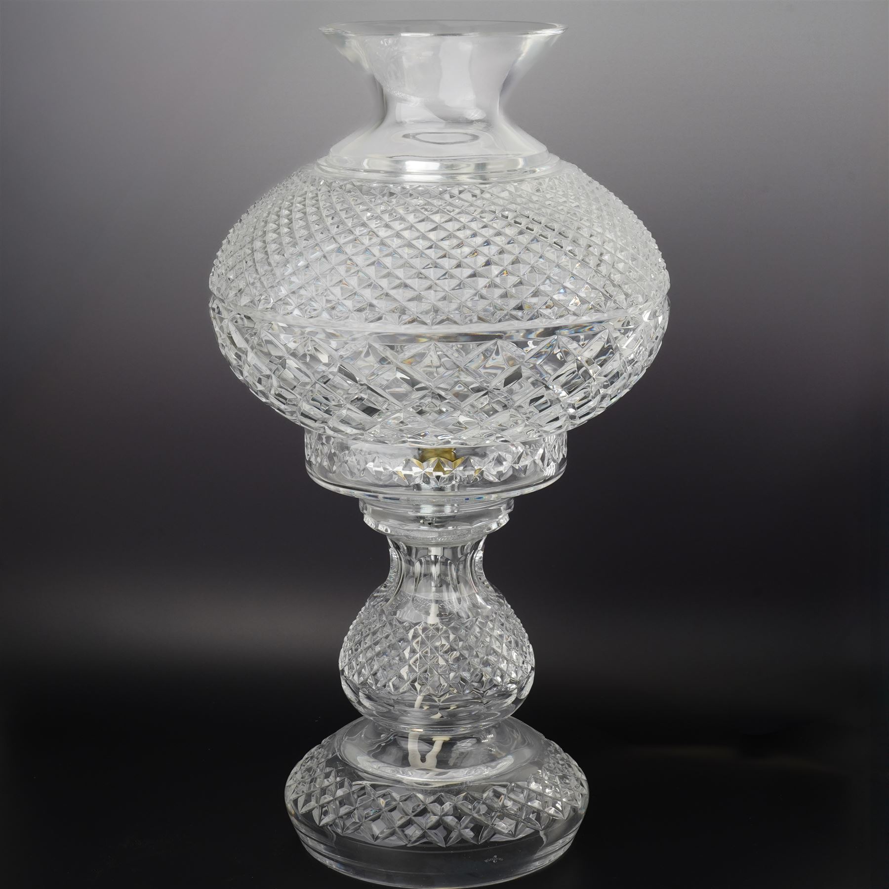  Waterford Inishmore pattern glass table lamp H48cm