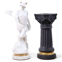 Franklin Mint - The Chess set of the Gods by Stuart Feldman, porcelain pieces, housed in fitted case with certificates 