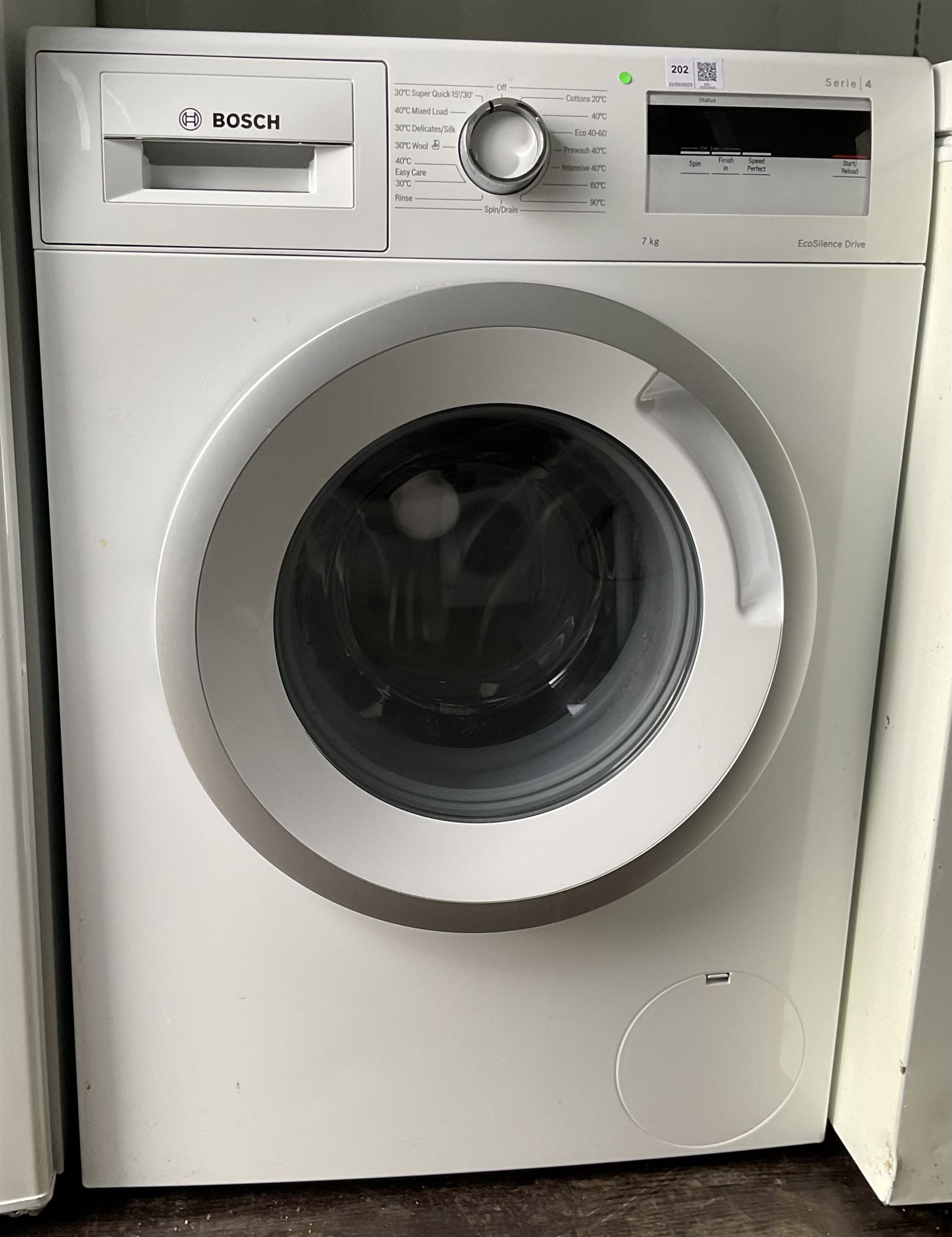 Bosch Serie 4 EcoSilence Drive 7kg washing machine - THIS LOT IS TO BE COLLECTED BY APPOINTMENT FROM DUGGLEBY STORAGE, GREAT HILL, EASTFIELD, SCARBOROUGH, YO11 3TX
