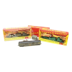 Tri-ang/Hornby '00' gauge - Battle Space Anti-Aircraft Searchlight Wagon, Multiple Missile Launcher and Command Car, with some figures, all boxed, one with cardboard slipcase (3)