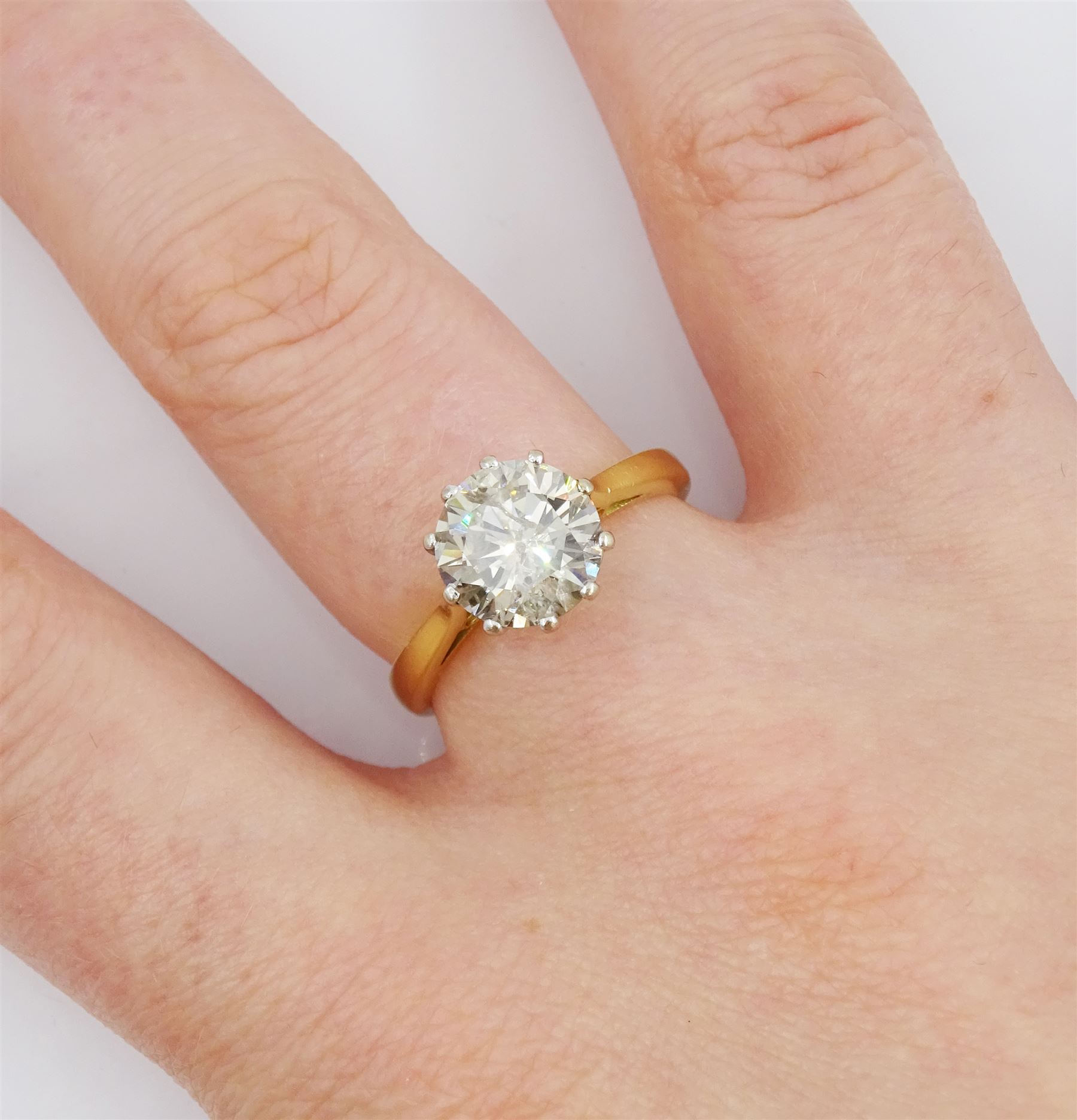 18ct gold single stone round brilliant cut diamond ring, Birmingham 1994, diamond approx 1.90 carat