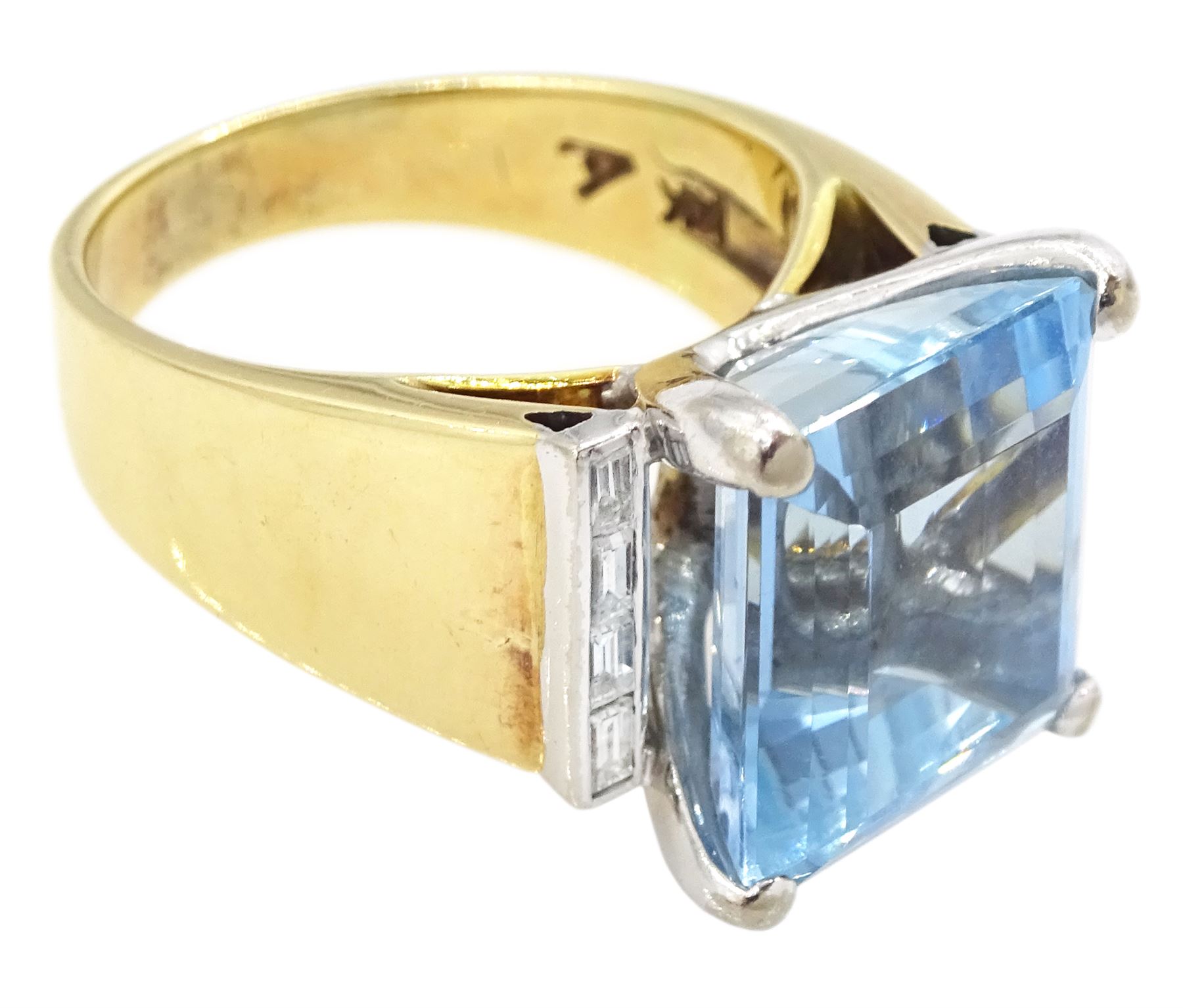 14ct gold aquamarine and diamond ring, emerald cut aquamarine with four baguette cut diamonds set either side, stamped 14K 585, aquamarine approx 6.55 carat