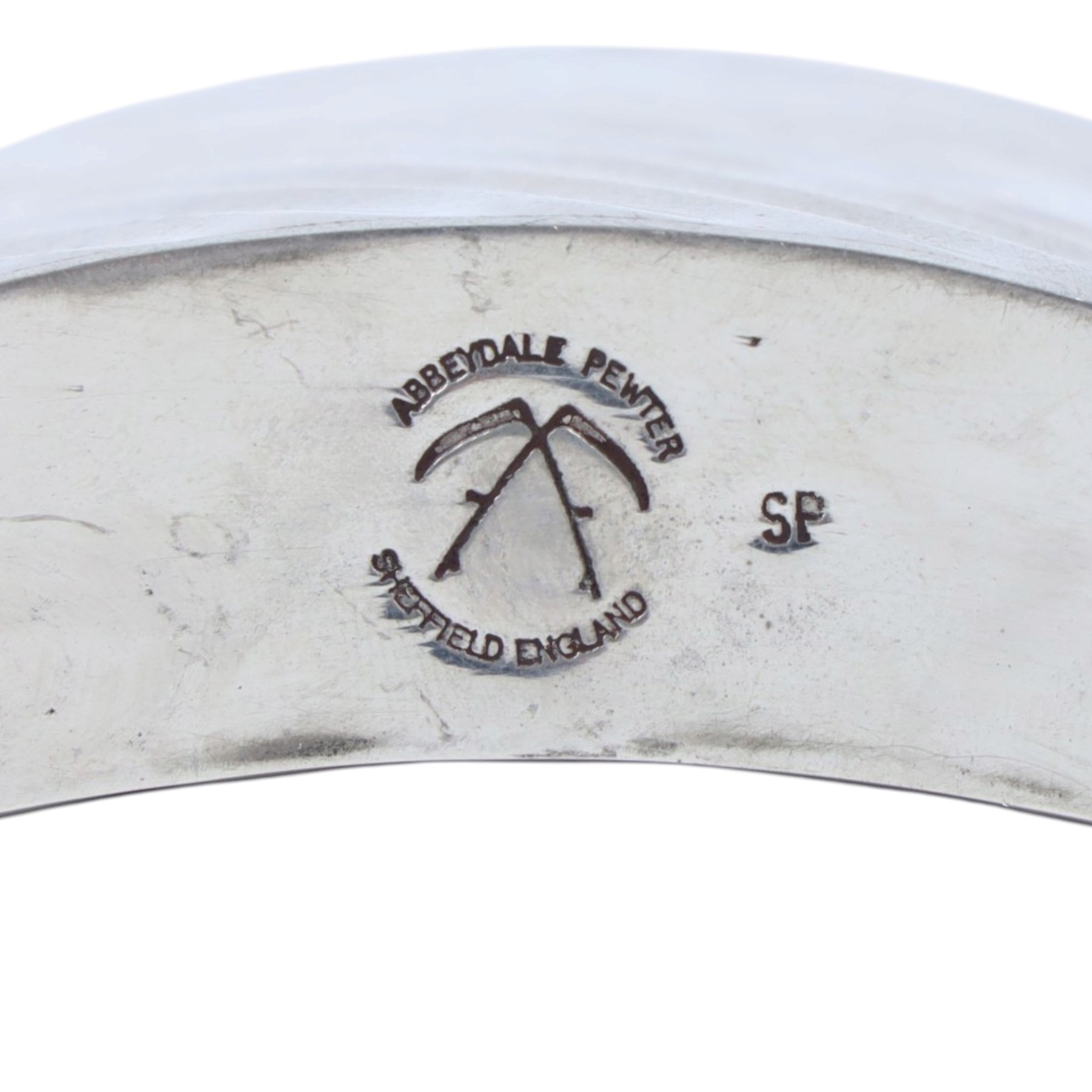The Dalvey Pocket Cup, together with two Abbeydale pewter hip flasks and 1960's Services army pocket watch 