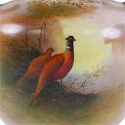 Crown Devon twin-handled ovoid vase, in Pheasants pattern no. 0670, H12cm