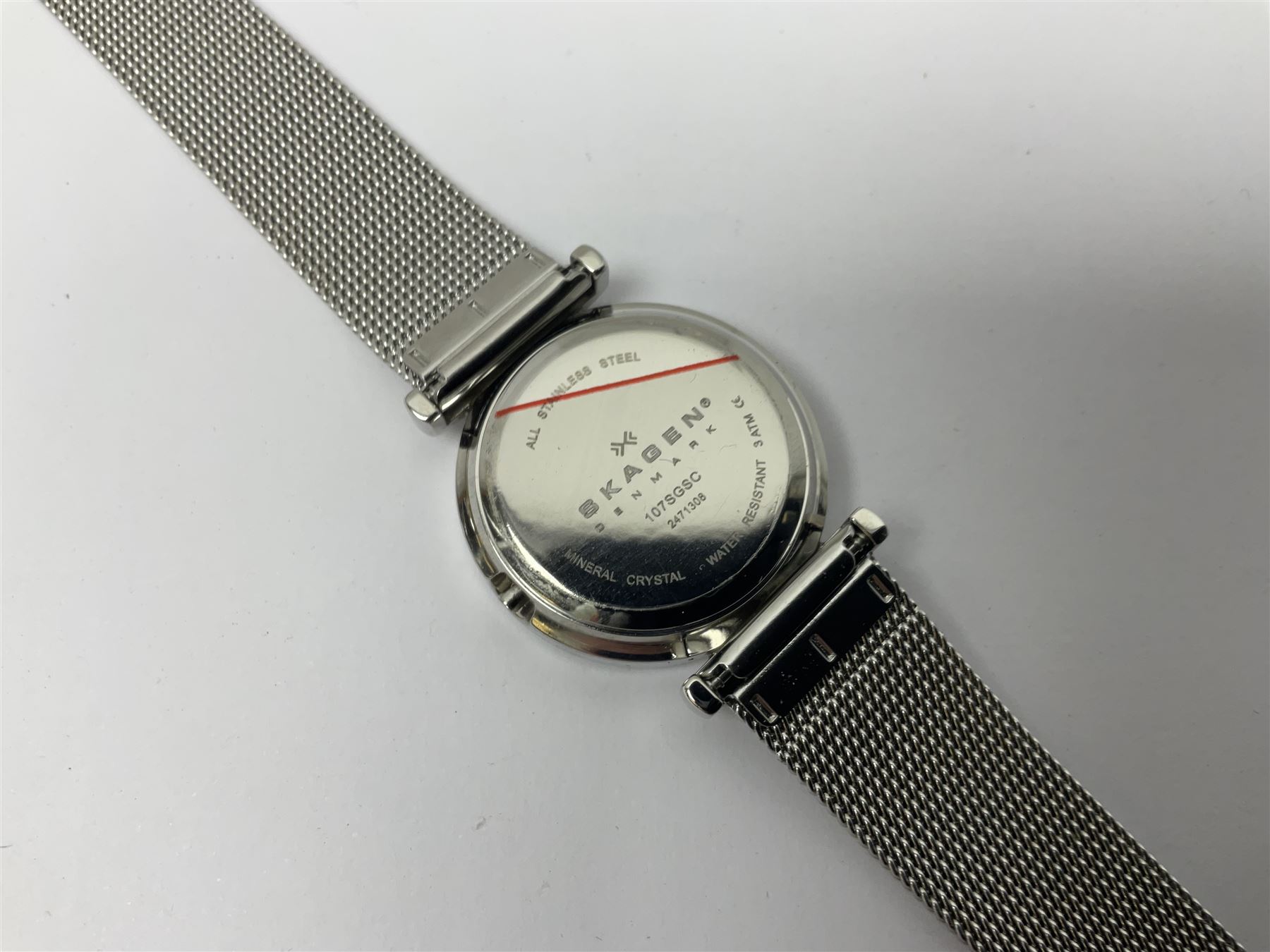 Two ladies Skagen wristwatches, to include 107SGSC and 107SGGD, both on stainless steel mesh straps, boxed, together with four other ladies wristwatches (6)