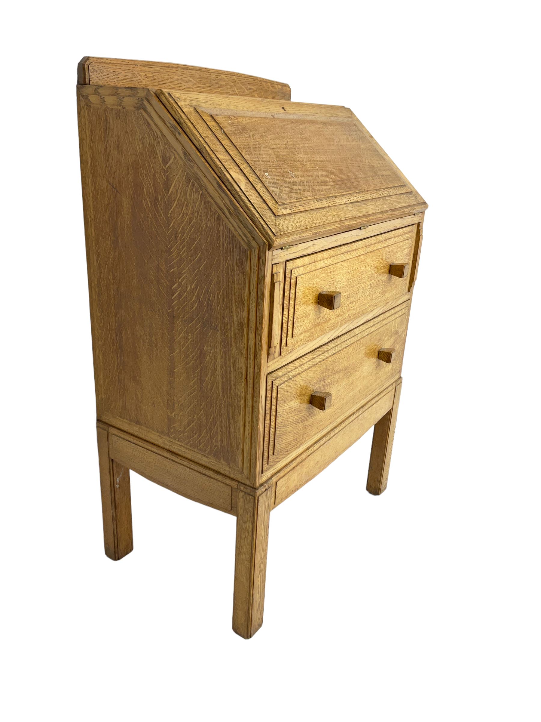 1930's Art Deco period oak bureau, fitted fall front and two drawers