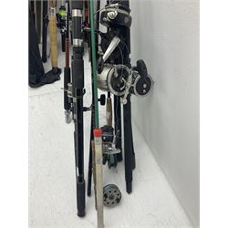 Large collection of part fishing rods and reels, maker's including Silstar, Dynabraid and Madfish, etc 