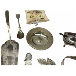 Silver Armada dish, silver mustard pot and two silver teaspoons, all hallmarked, silver amber earrings, stamped 925 and a collection of vintage and later costume jewellery