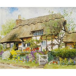 E Picton (British 20th century): Thatched Cottage, oil on canvas signed and dated 1993, 25cm x 29cm