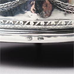 George III silver circular stand, originally a cruet stand, with pieced rim decorated with garlands and swags with turned wood base on claw and ball feet D14cm