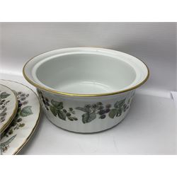 Royal Worcester Lavinia pattern dinner and tea wares comprising coffee pot, coffee cans, gravy boat, teacups, dinner plates, side plates, soup bowls, tureens etc