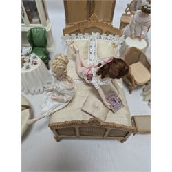 Dolls house bathroom and bedroom furniture, including bed, wardrobe, dresser filled with toiletries, shower, five figures, etc 