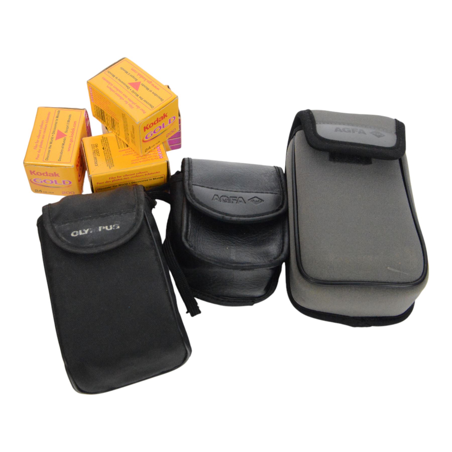 Collection of cameras, including Agfa 780, Minolta Riva GT, Olympus Trip XB3 and Voigtlander VITOMATIC Ia