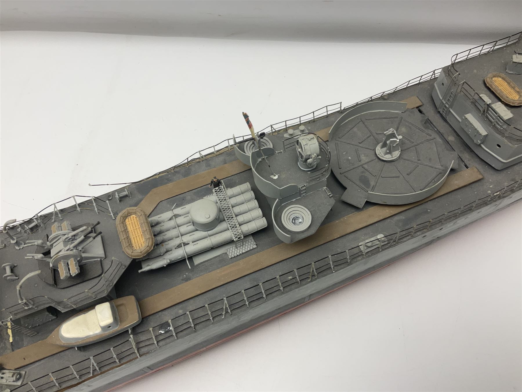Model of the WWII K-Class Destroyer HMS Kelly, fitted with remote control equipment, untested (no controller), approximately L110cm