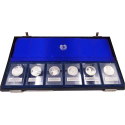 British Commemorative Society Ltd, set of six commemorative .999 fine silver proof medals, no. 13 to 18 , to include The Dunkirk Medal, The Captain Cook Medal, The Battle of Agincourt Medal, The Prince of Wales Investiture Medal, The Stonehenge Medal and The Queen Elizabeth Medal, each contained within clear perspex cases, in a silk lined fitted case