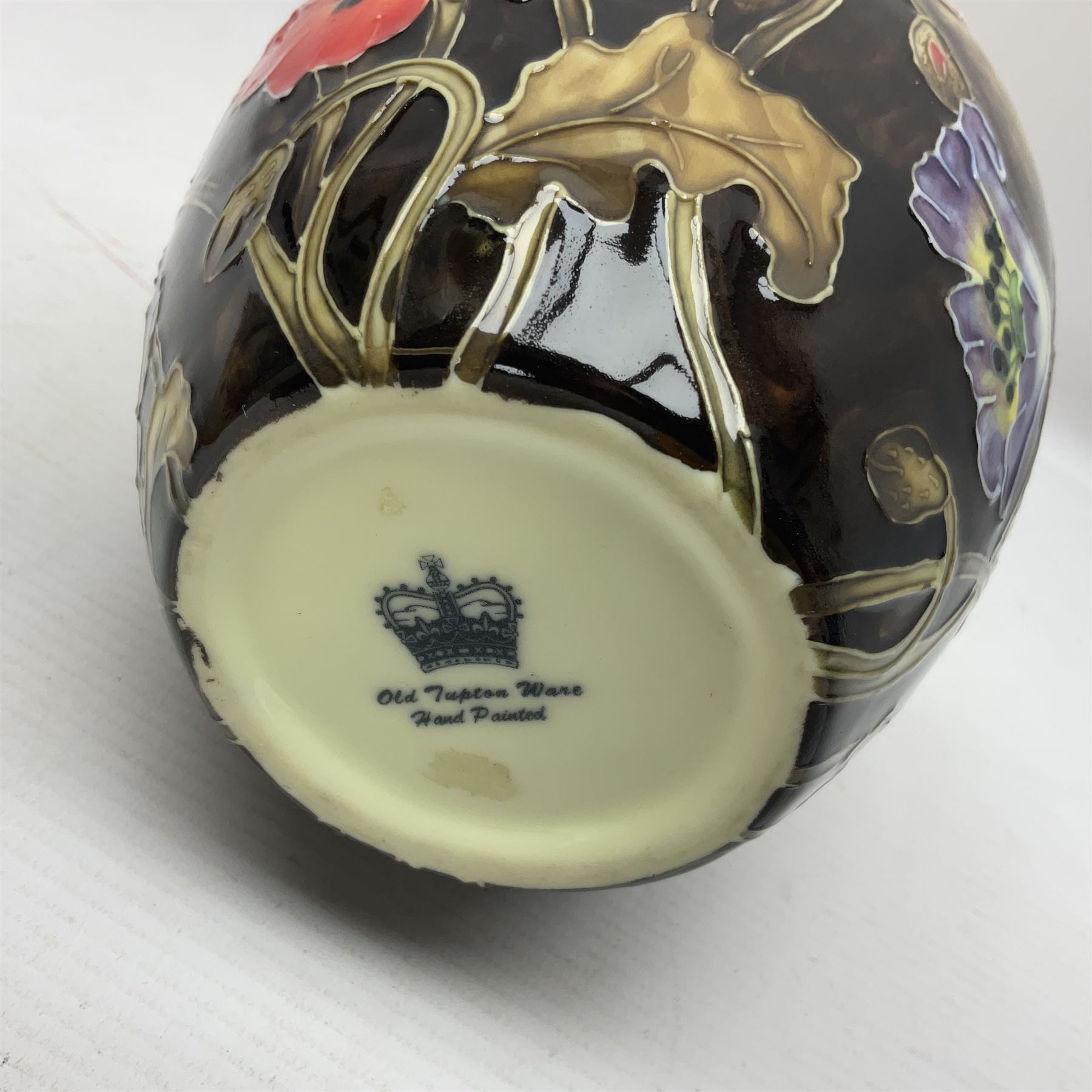 Old Tupton Ware ginger jar, together with another vase, ginger jar H16cm 