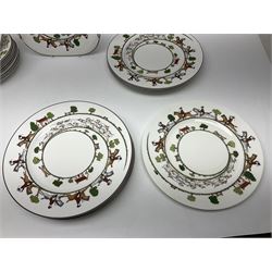 Wedgwood Hunting Scenes dinner and tea service for ten, to include dinner plates, side plates, dessert plates, cups and saucers, mugs, two large teapots, two milk jugs, etc, together with matching items by coalport and Staffordshire (94)