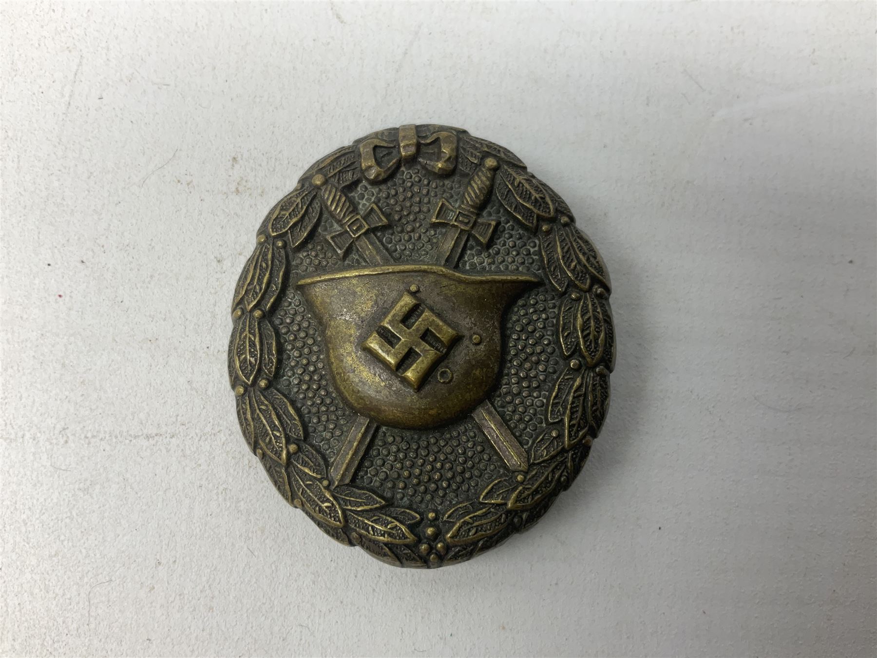 WW2 German General Assault badge and a Wound badge (2)