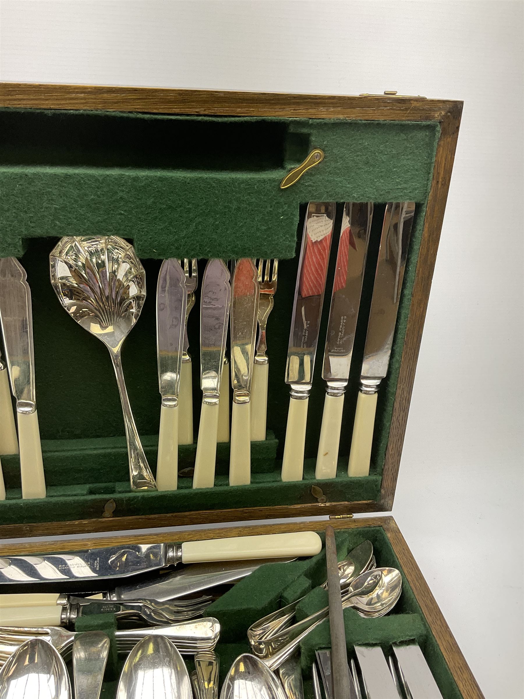 B & J Sippel Ltd, Sheffield, part canteen of plated and stainless steel cutlery