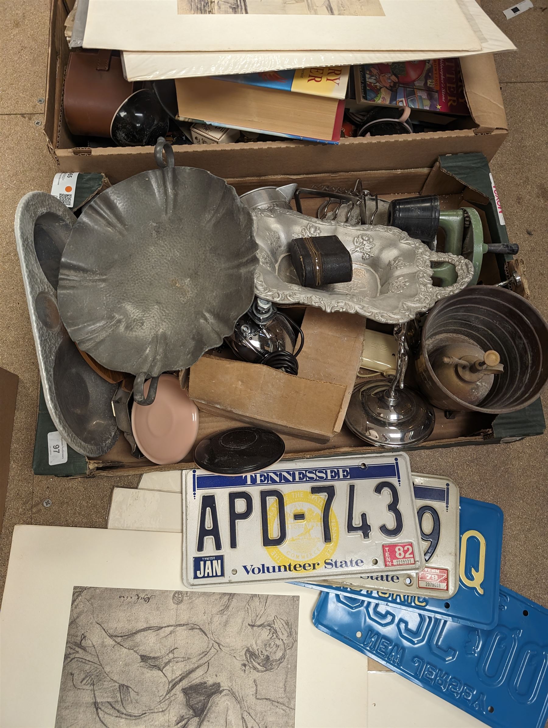 Harry Potter books, Metamatec clocks, Hartmann German binoculars, pewter, Golly enamel badges and other collectables