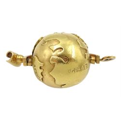 18ct gold spinning globe pendant/charm