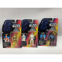 Star Wars - twenty-four carded figures including nineteen La Guerra De Las Galaxias La Guerre Des Etoiles; and five others; all in unopened blister packs (24)