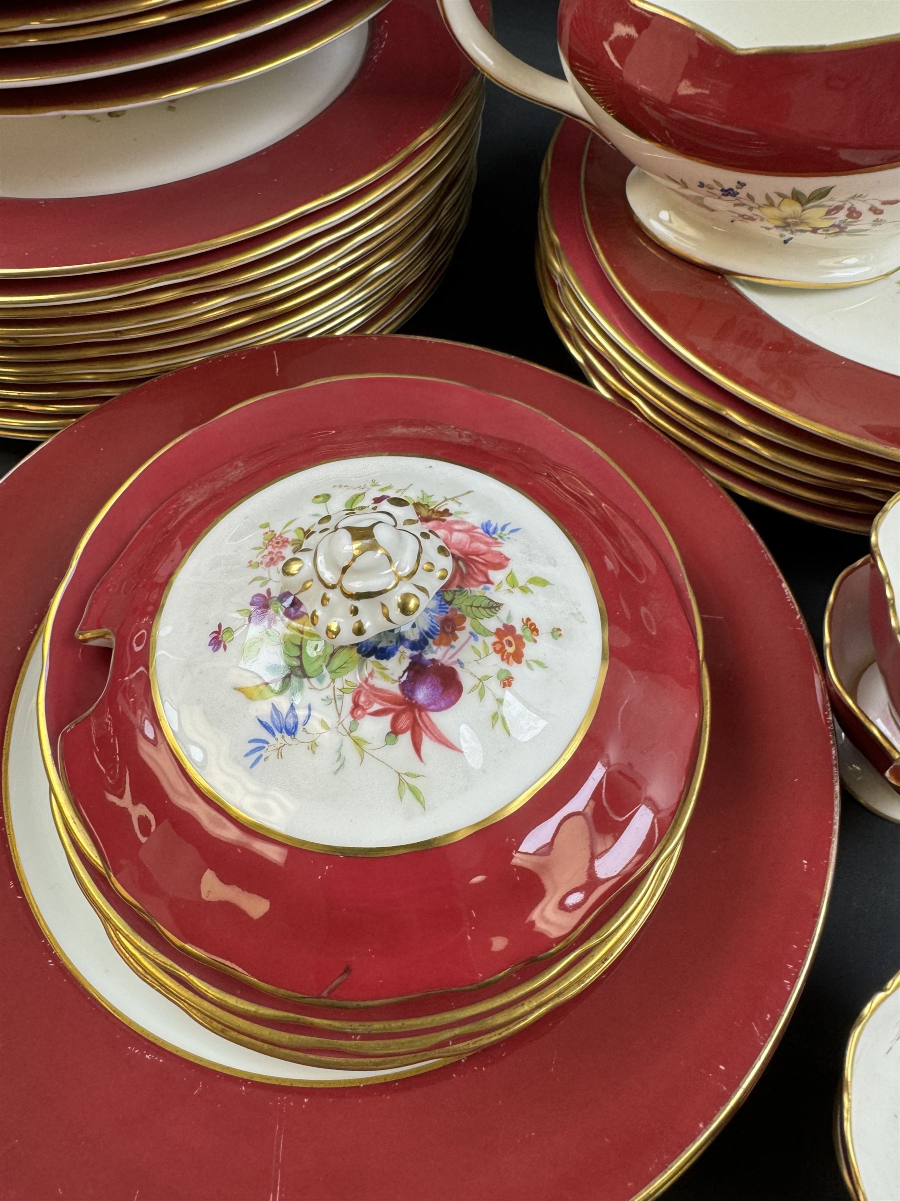Hammersley tea and dinner service, including twelve dinner plates, twelve teacups, two sauce boats, two covered dishes etc  