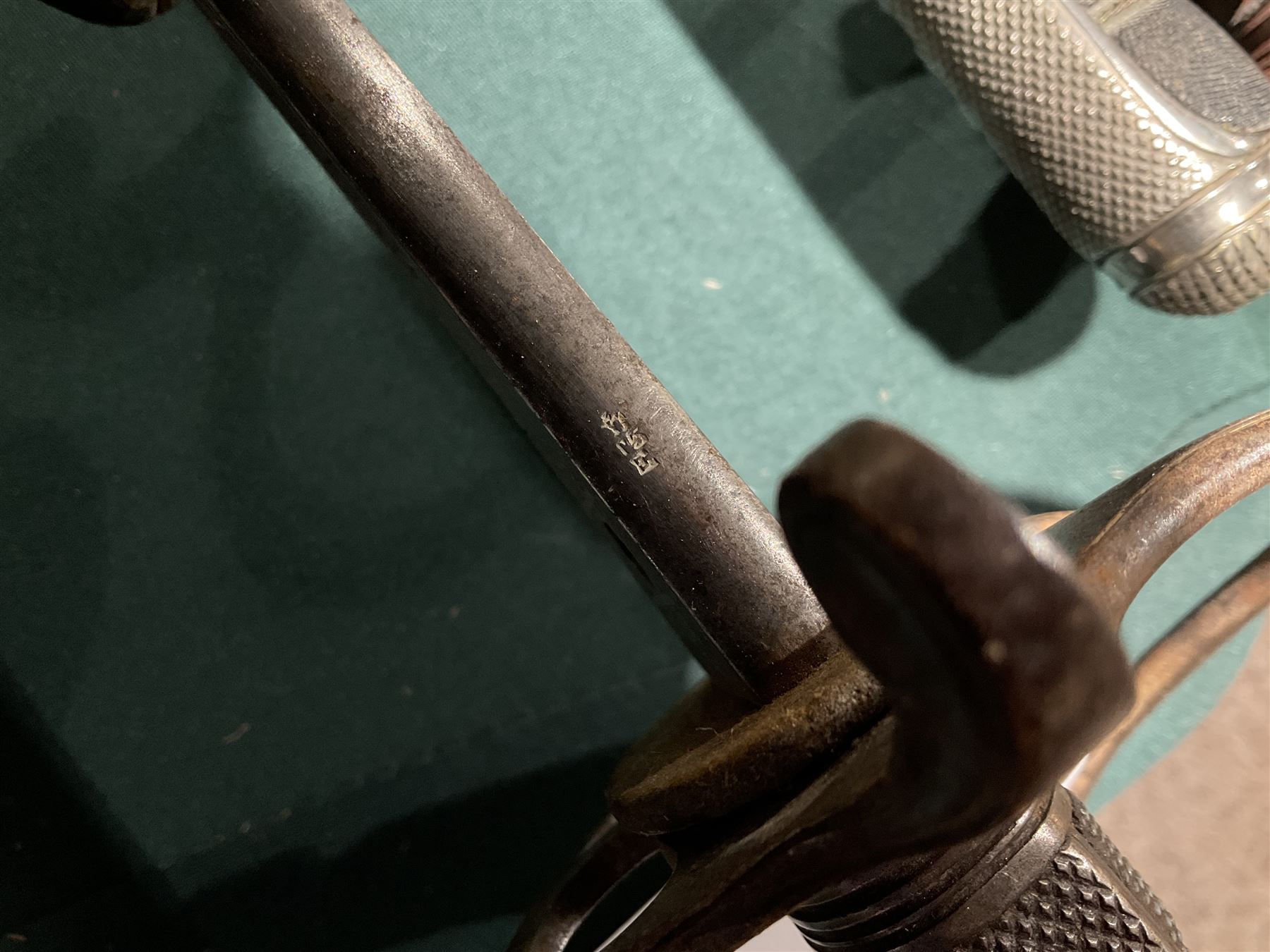 Victorian artillery officer's sword by Henry Wilkinson Pall Mall London, with 89cm steel blade, wirebound fishskin grip, chequered backstrap and stepped domed pommel, in brown leather scabbard, overall L104cm