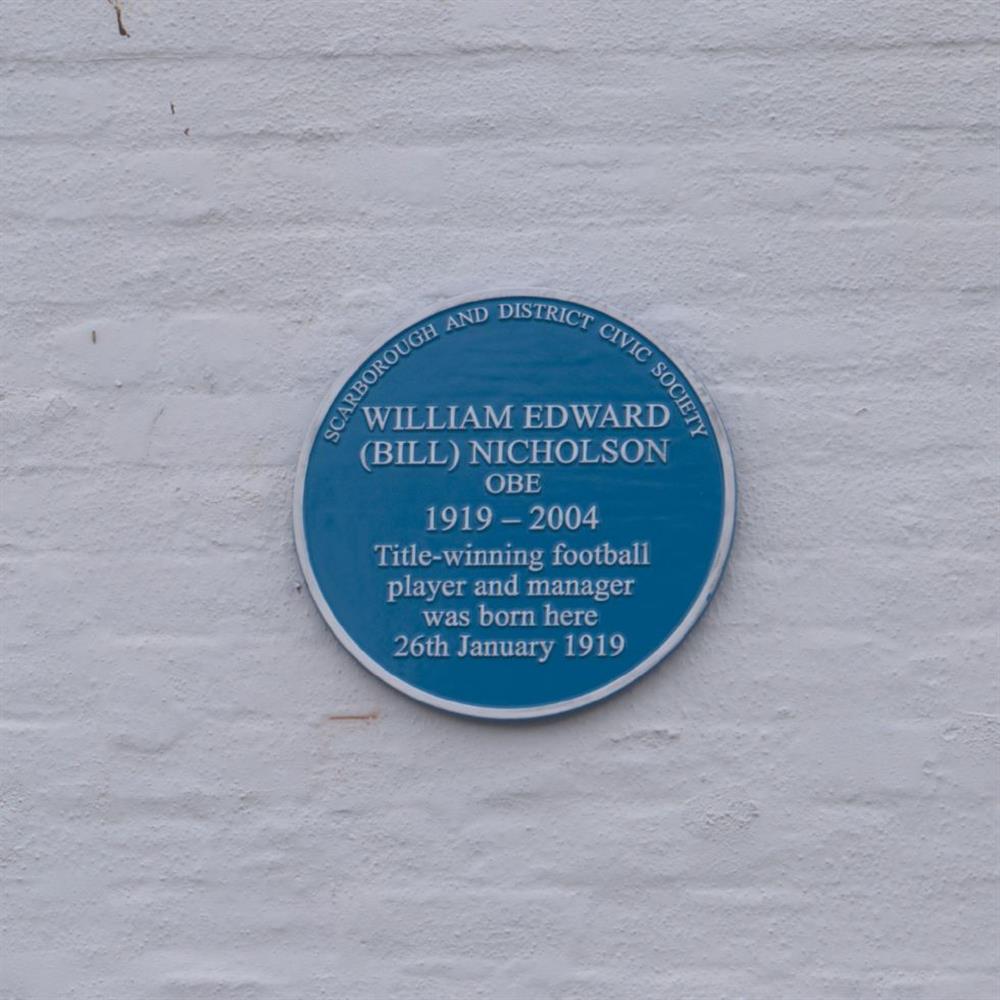 Tottenham's Bill Nicholson Honoured with Blue Plaque at Dugglebys