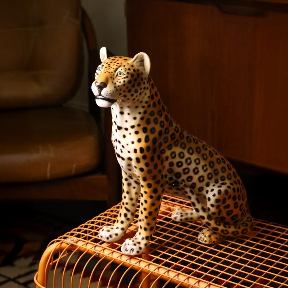 Teak, Elm and Pink Flamingos: Modern Living & Design Sale Results